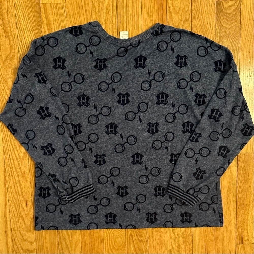 Wizarding World Of Harry Potter Womens sz XL Blue Sweater Top Long Sleeve Crop - Picture 2 of 6